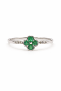EMERALD CLOVER RING