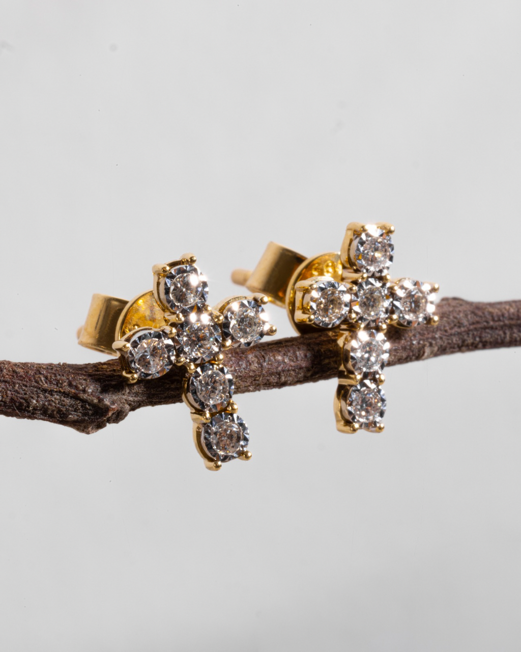 Classic Diamond Cross